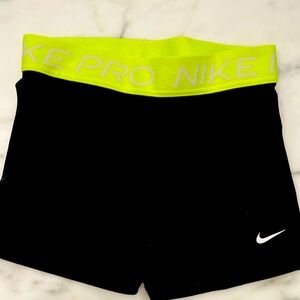 Women’s Nike Pro shorts size Medium.